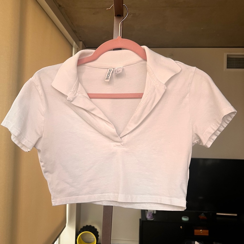 H&M White Cropped Button Down Shirt
